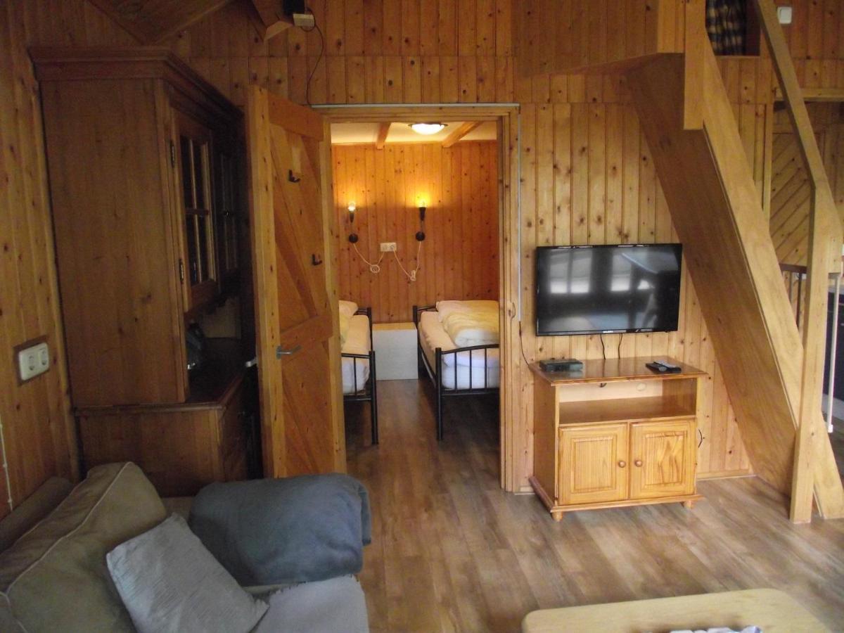 Vakantiehuisjes Landgoed Sonneborghe Kollumerzwaag Extérieur photo